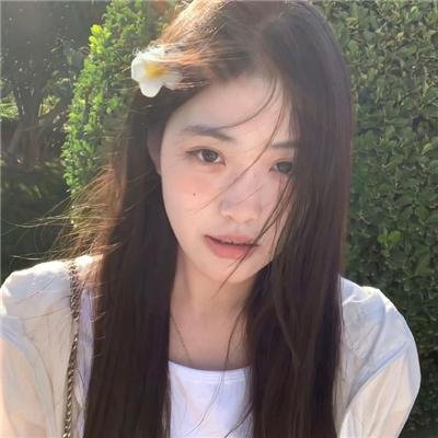 易烊千玺明星照片